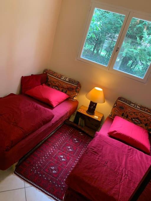 Maisonnette En Clairiere De Foret Gambais 外观 照片